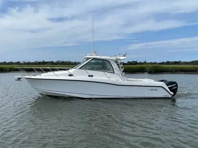 Boston Whaler 345 Conquest