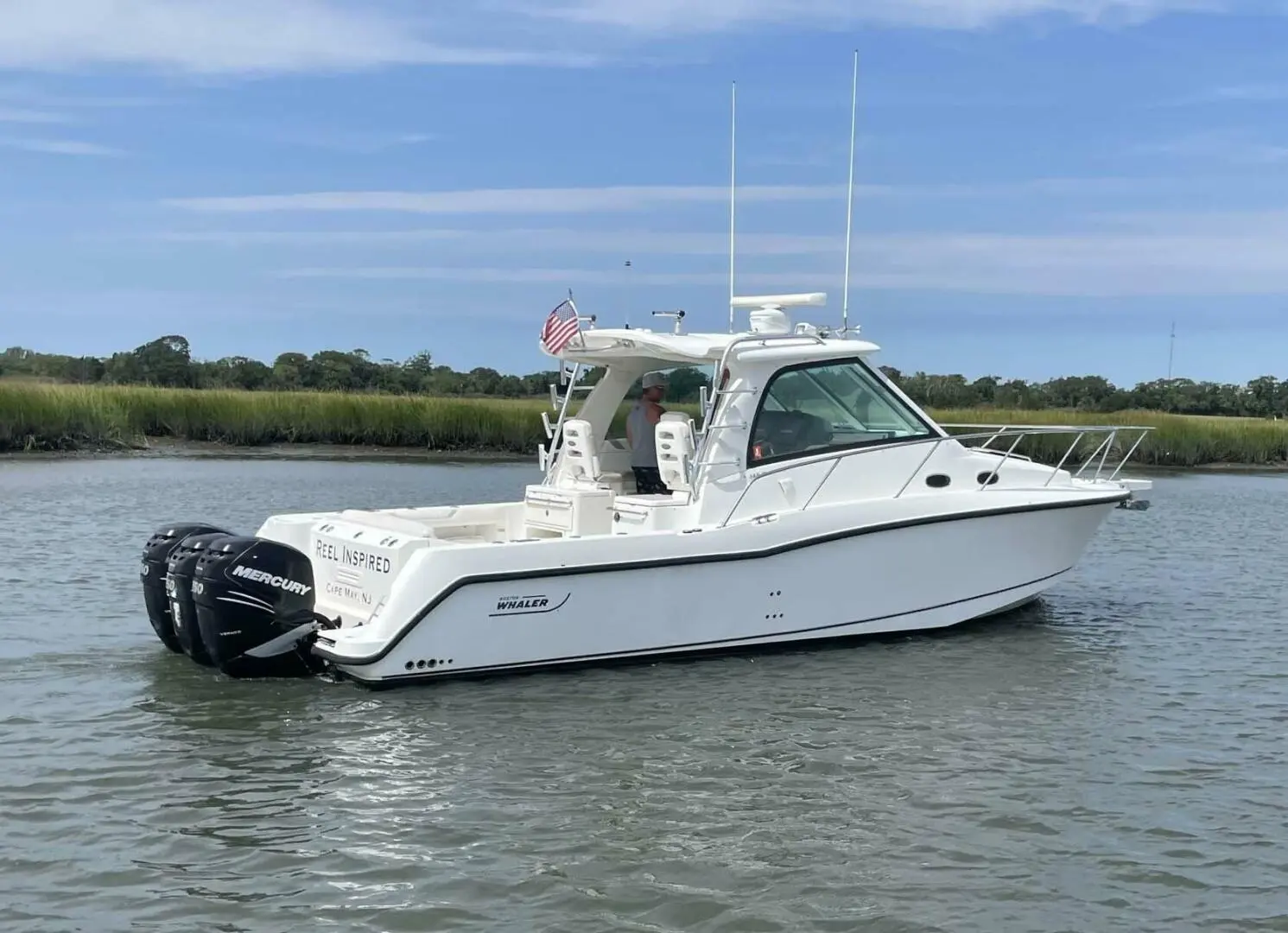 2009 Boston Whaler 345 conquest