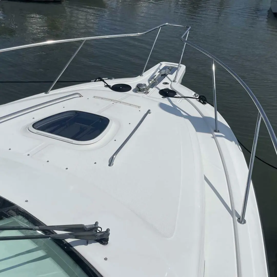 2009 Boston Whaler 345 conquest