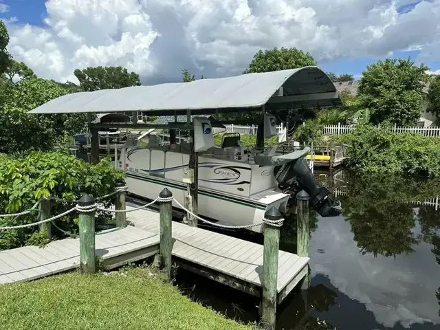 Beachcat Cat Deck Boat