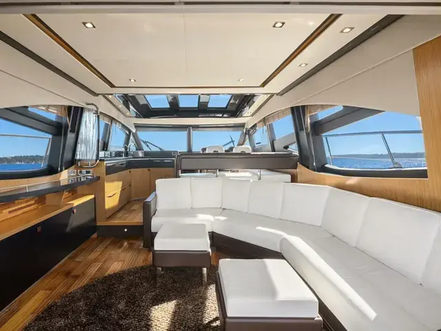 Sea Ray L590