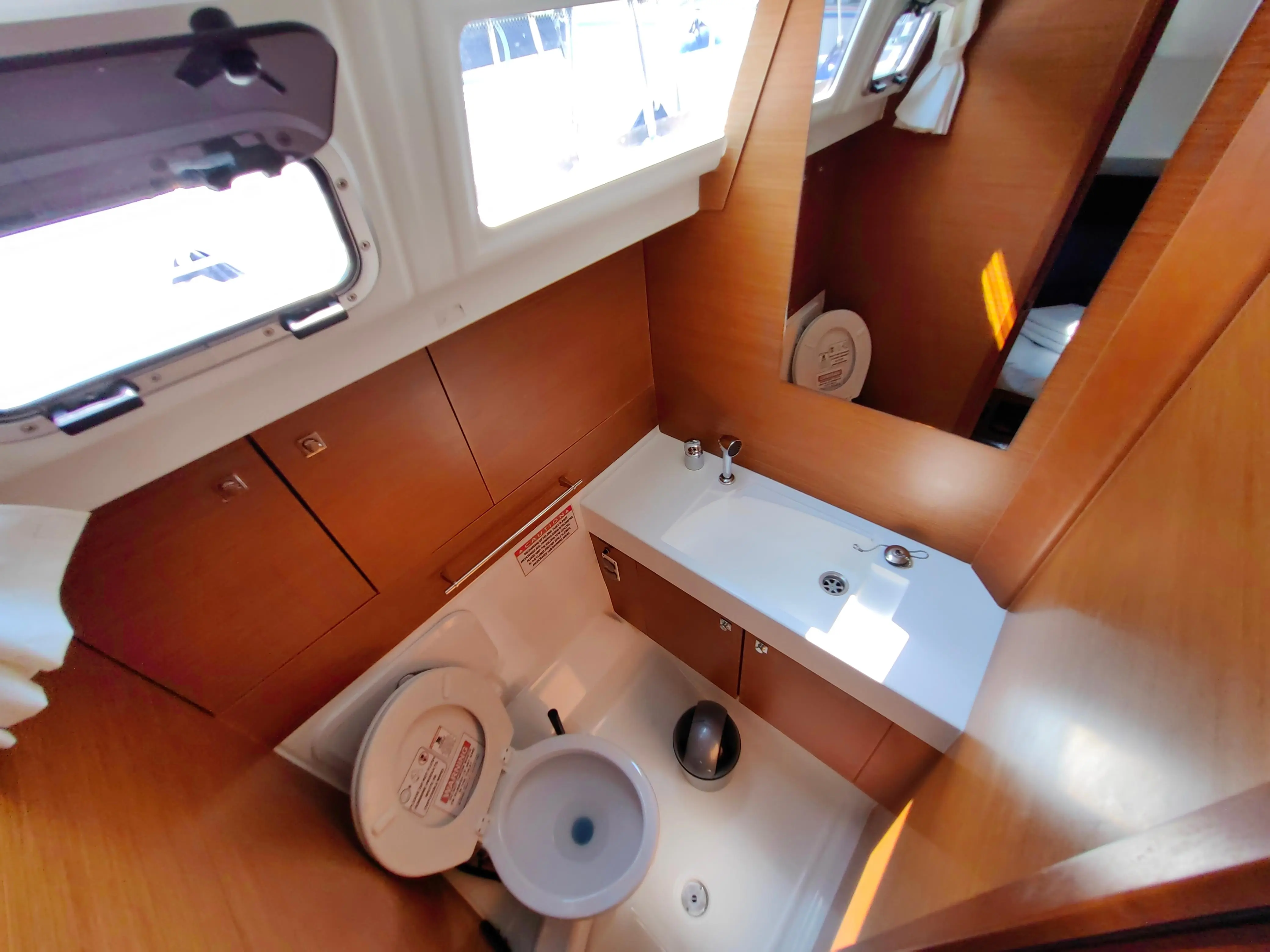 2018 Jeanneau sun odyssey 479