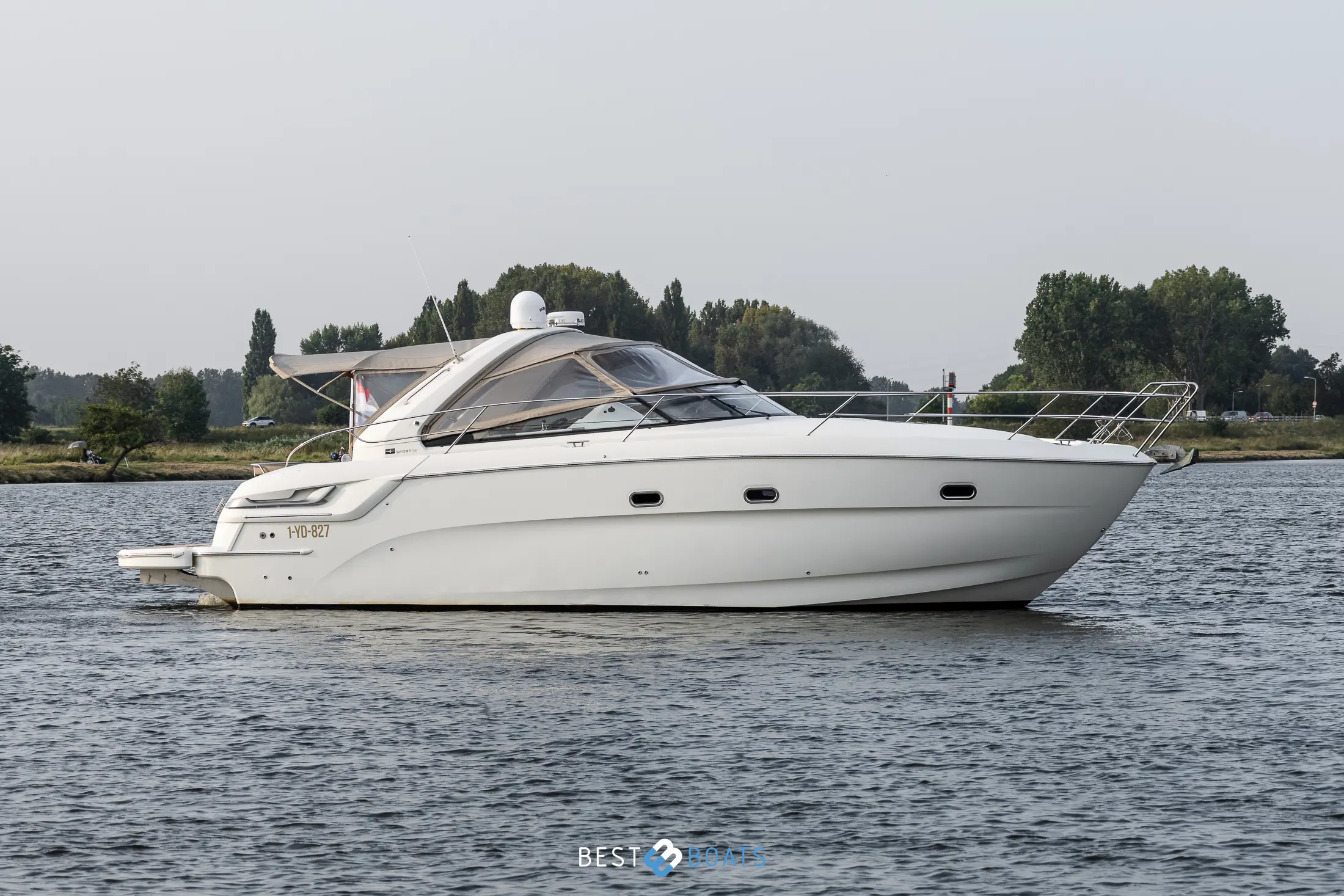 2010 Bavaria 38 sport