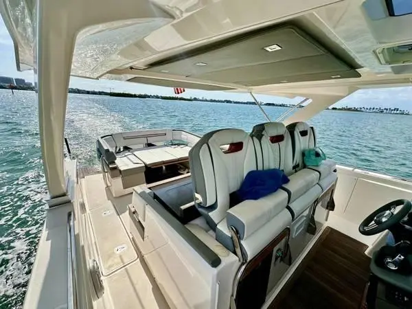 2018 Tiara 38 ls