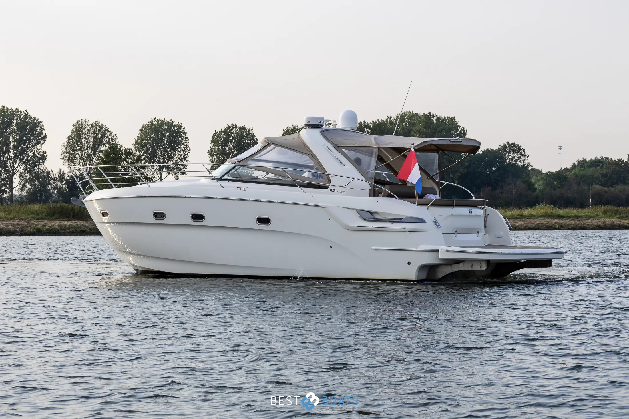 2010 Bavaria 38 sport