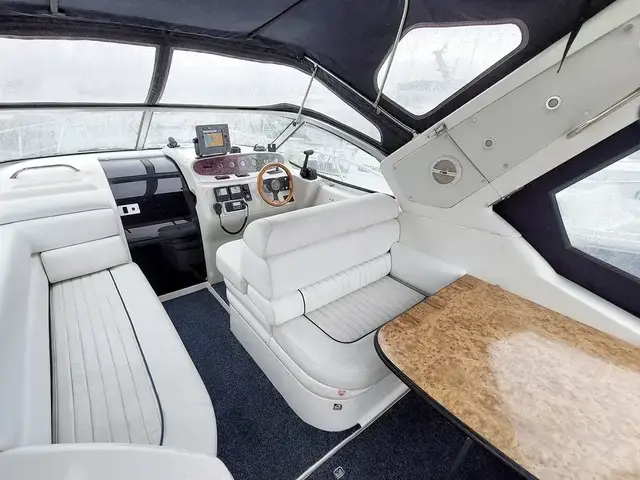 Sealine S 28