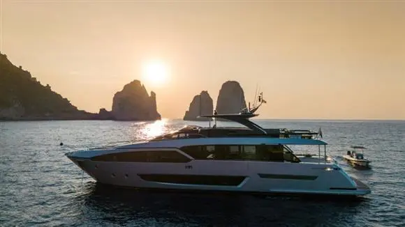 2020 Riva 90 argo