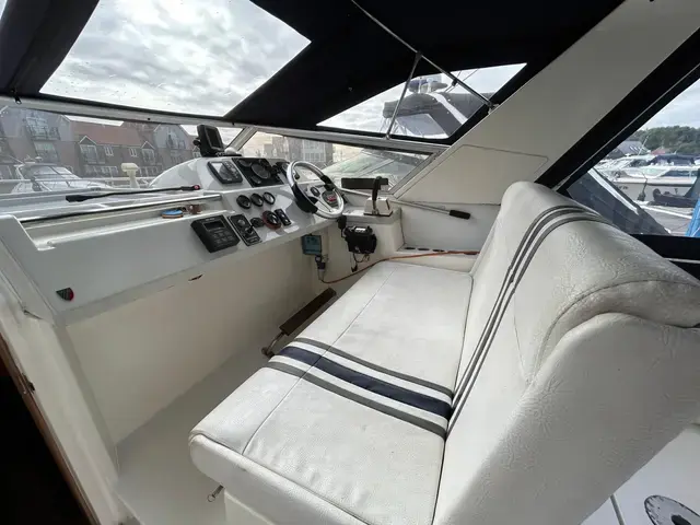 Fairline Targa 27