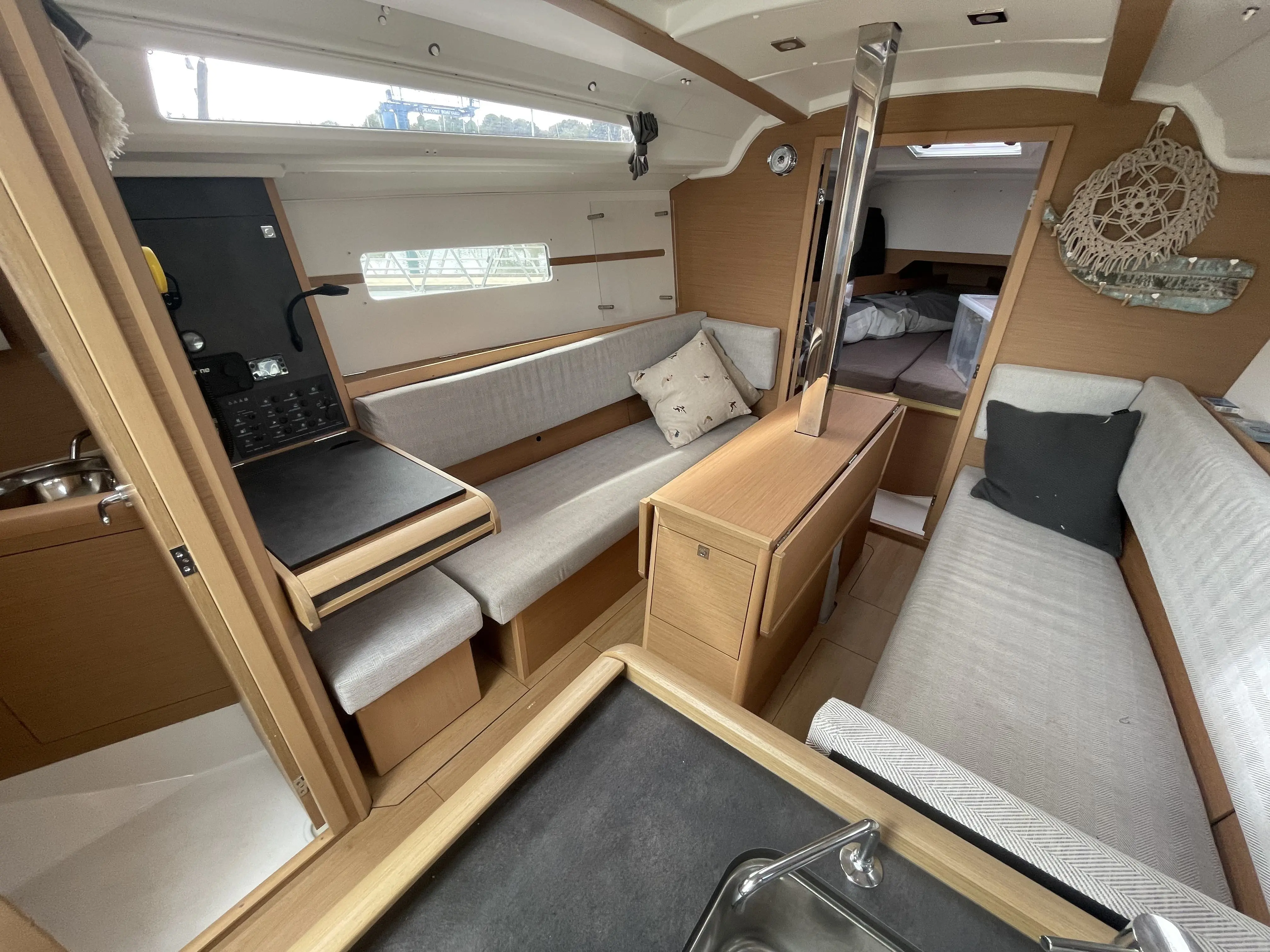 2022 Jeanneau sun odyssey 349