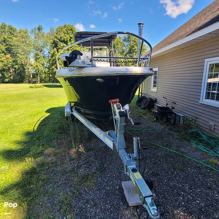 2019 Robalo r202 explorer