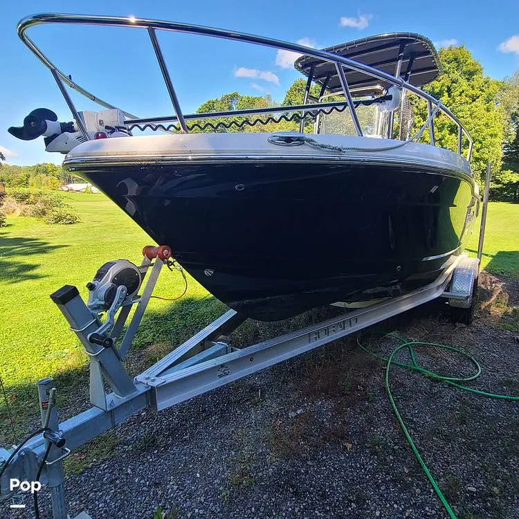 2019 Robalo r202 explorer