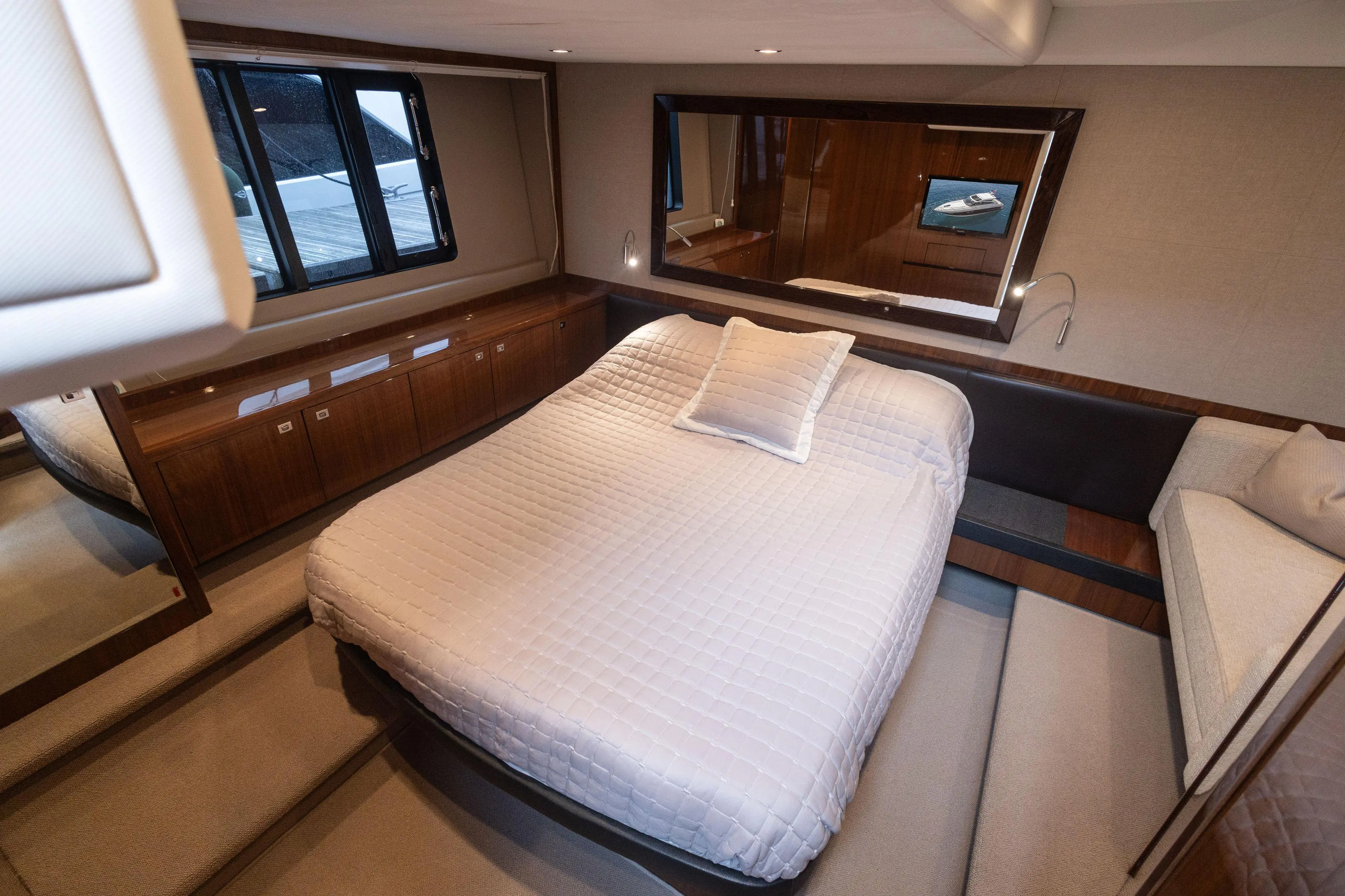 2012 Princess v52