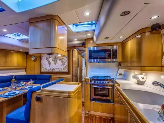 Marten Yachts 77