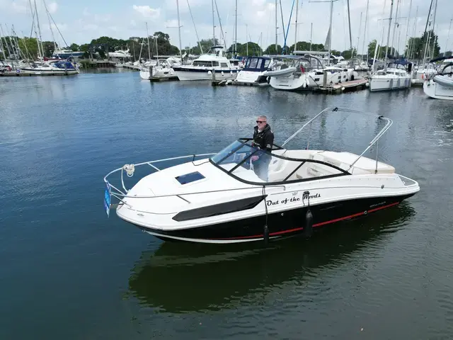 Bayliner VR5