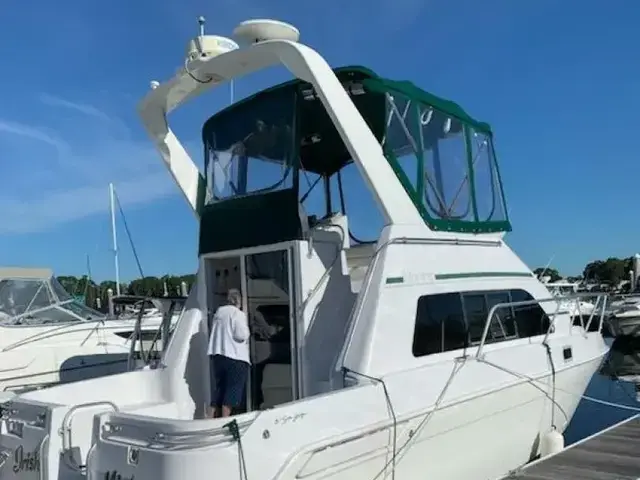 Mainship Boats Sedan Bridge