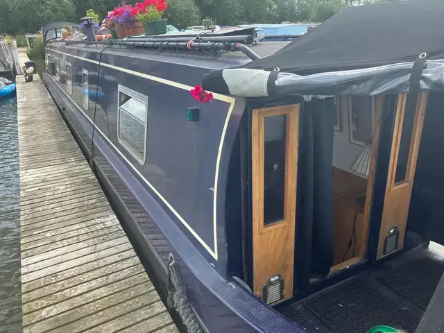 Burscough Narrowboat