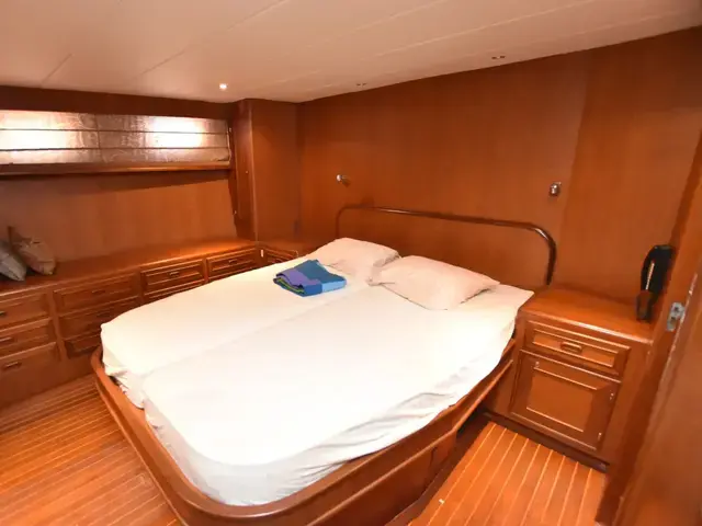 GRAND ALASKAN 64 Pilothouse