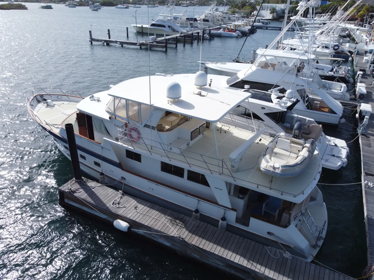 2002 Grand 64 pilothouse