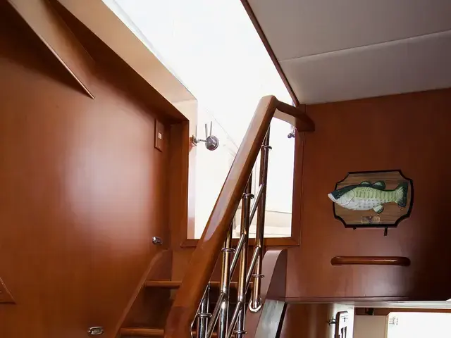 GRAND ALASKAN 64 Pilothouse