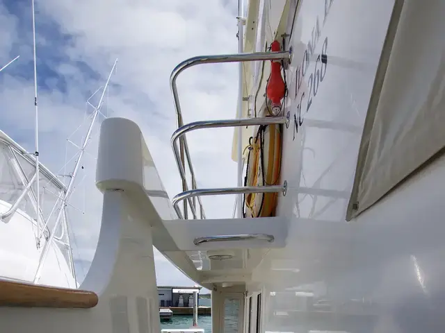 GRAND ALASKAN 64 Pilothouse