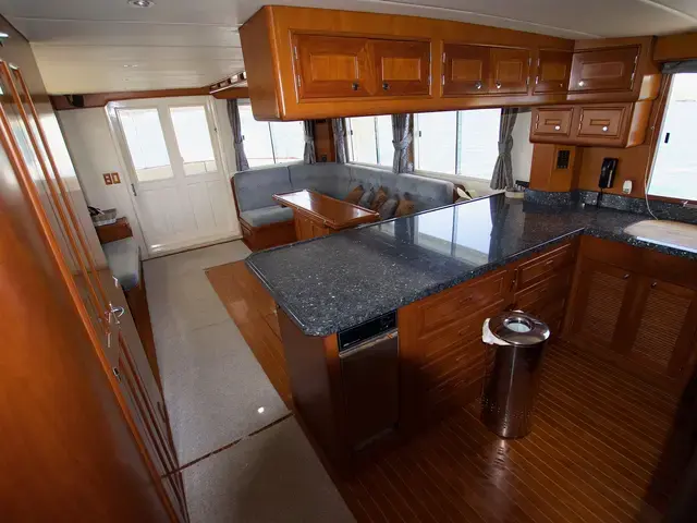 GRAND ALASKAN 64 Pilothouse