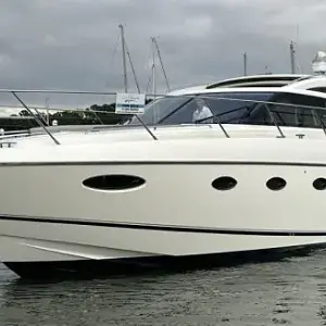 2011 Princess V52