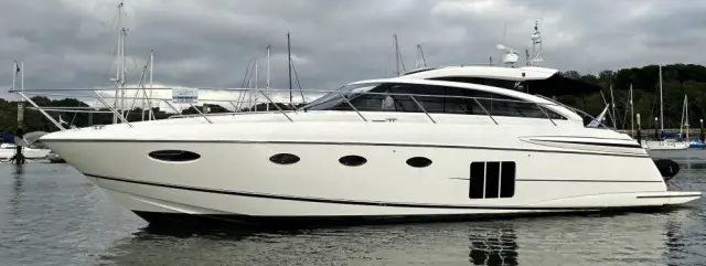 2011 Princess v52