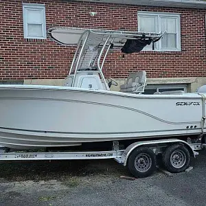 2021 Sea Fox Boats 228 Commander