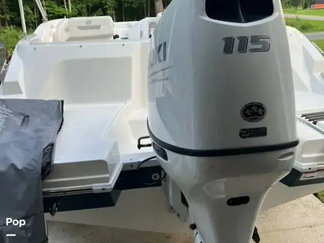 Hurricane SunDeck Sport SS 185 OB