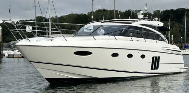 2011 Princess v52