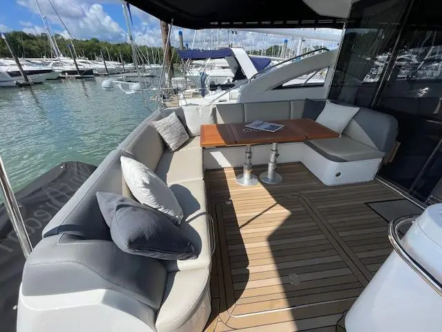 2011 Princess v52