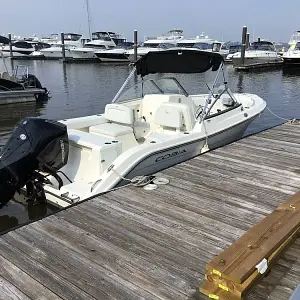 2021 Cobia Boats 220 DC