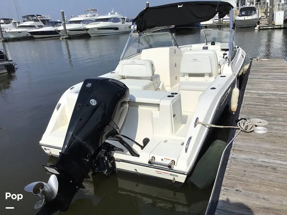 2021 Cobia Boats 220 dc