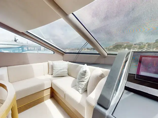 Sunseeker 75 Yacht