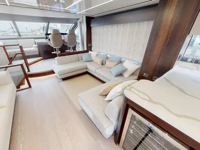 Sunseeker 76 Yacht