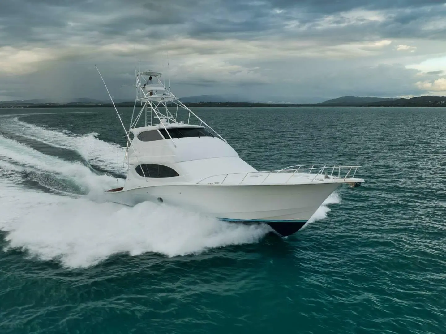 2006 Hatteras 68 convertible