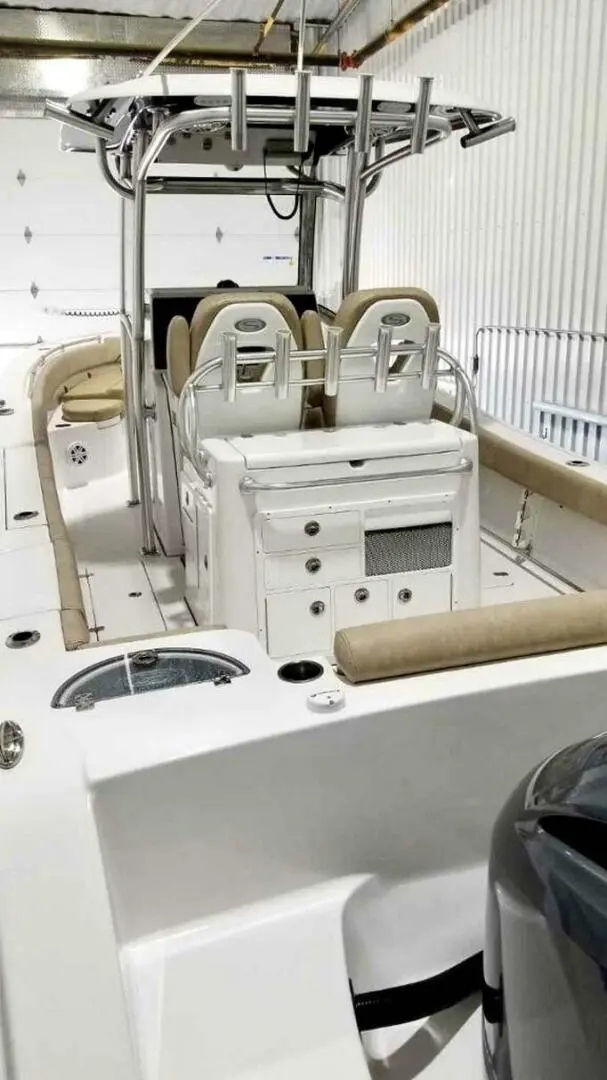 2019 Sportsman open 282 center console