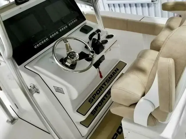 Sportsman Open 282 Center Console