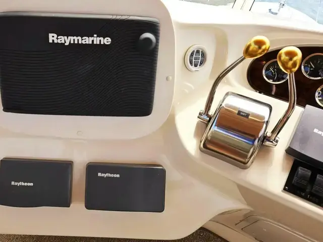 Sea Ray 31