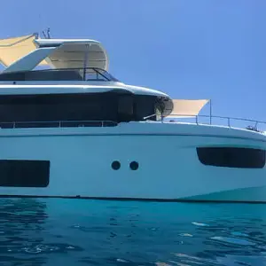 2017 Absolute NAVETTA 52