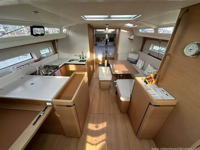 2023 Jeanneau sun odyssey 440