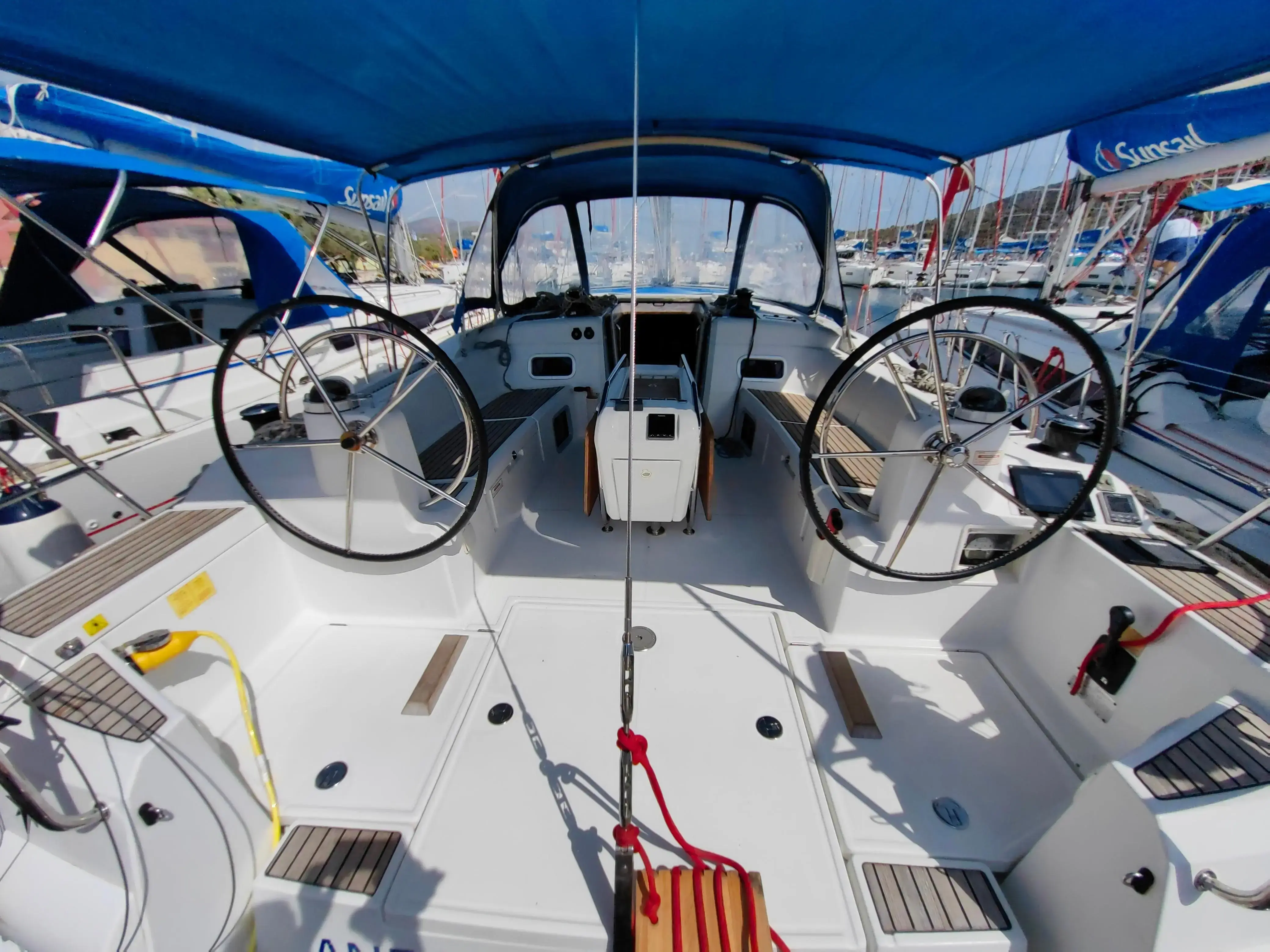 2014 Jeanneau sun odyssey 469