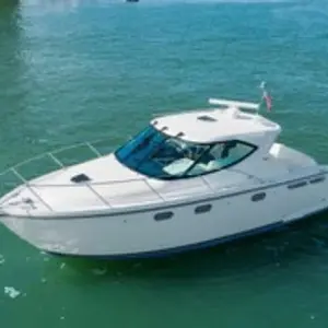 2009 Tiara 3500 Sovran