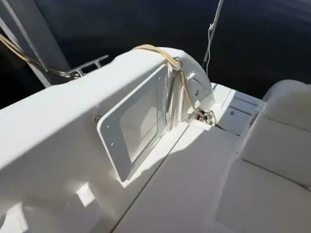 Tiara Yachts 3500 Sovran