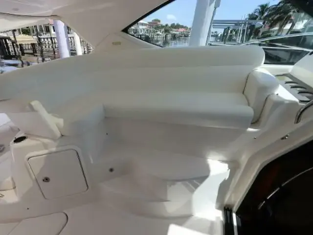 Tiara Yachts 3500 Sovran