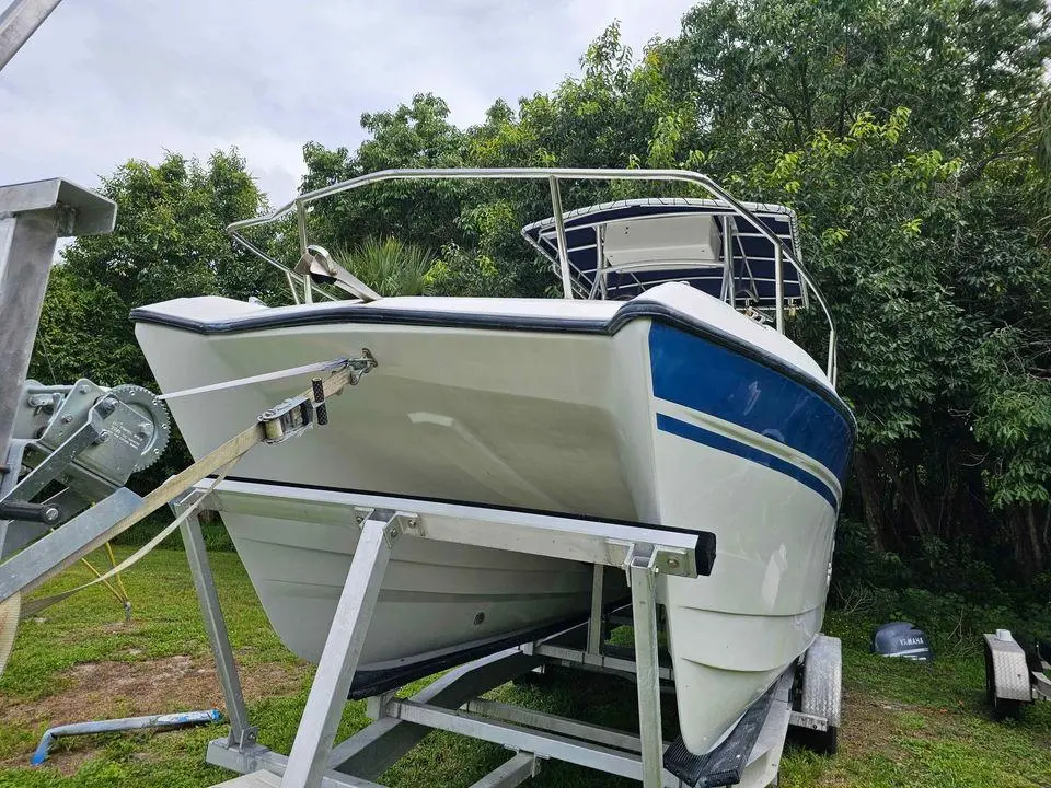 1998 Glacier Bay 260 canyon runner