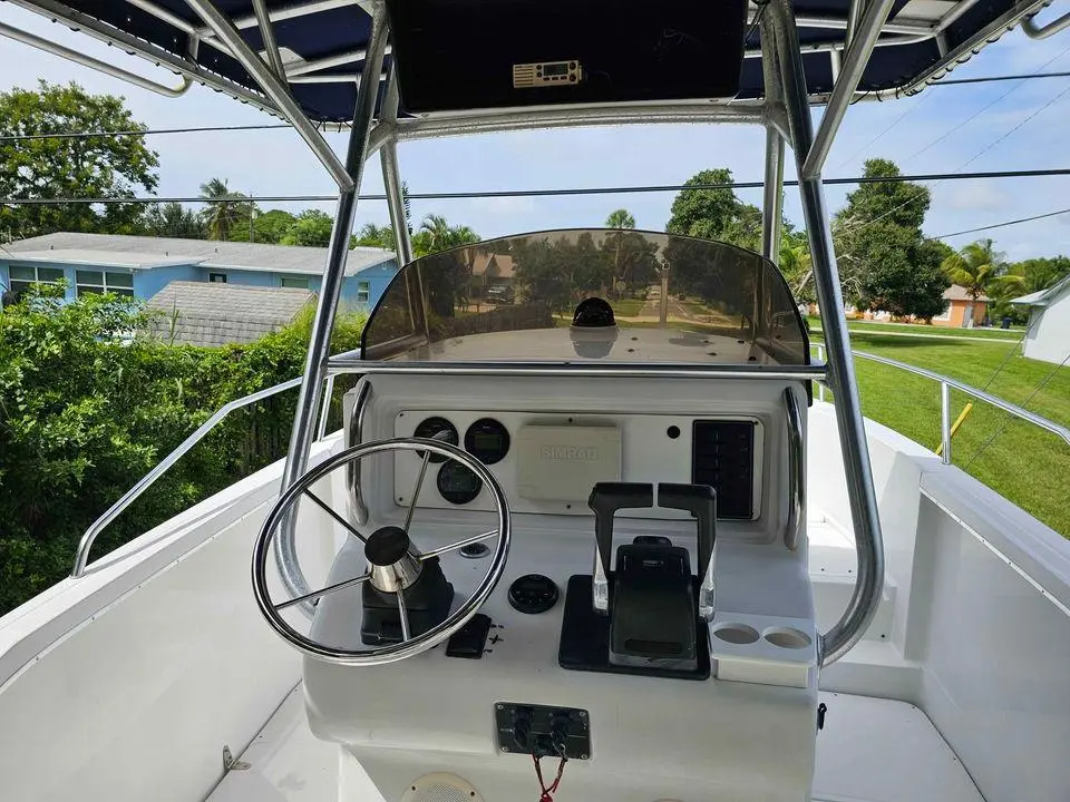 1998 Glacier Bay 260 canyon runner