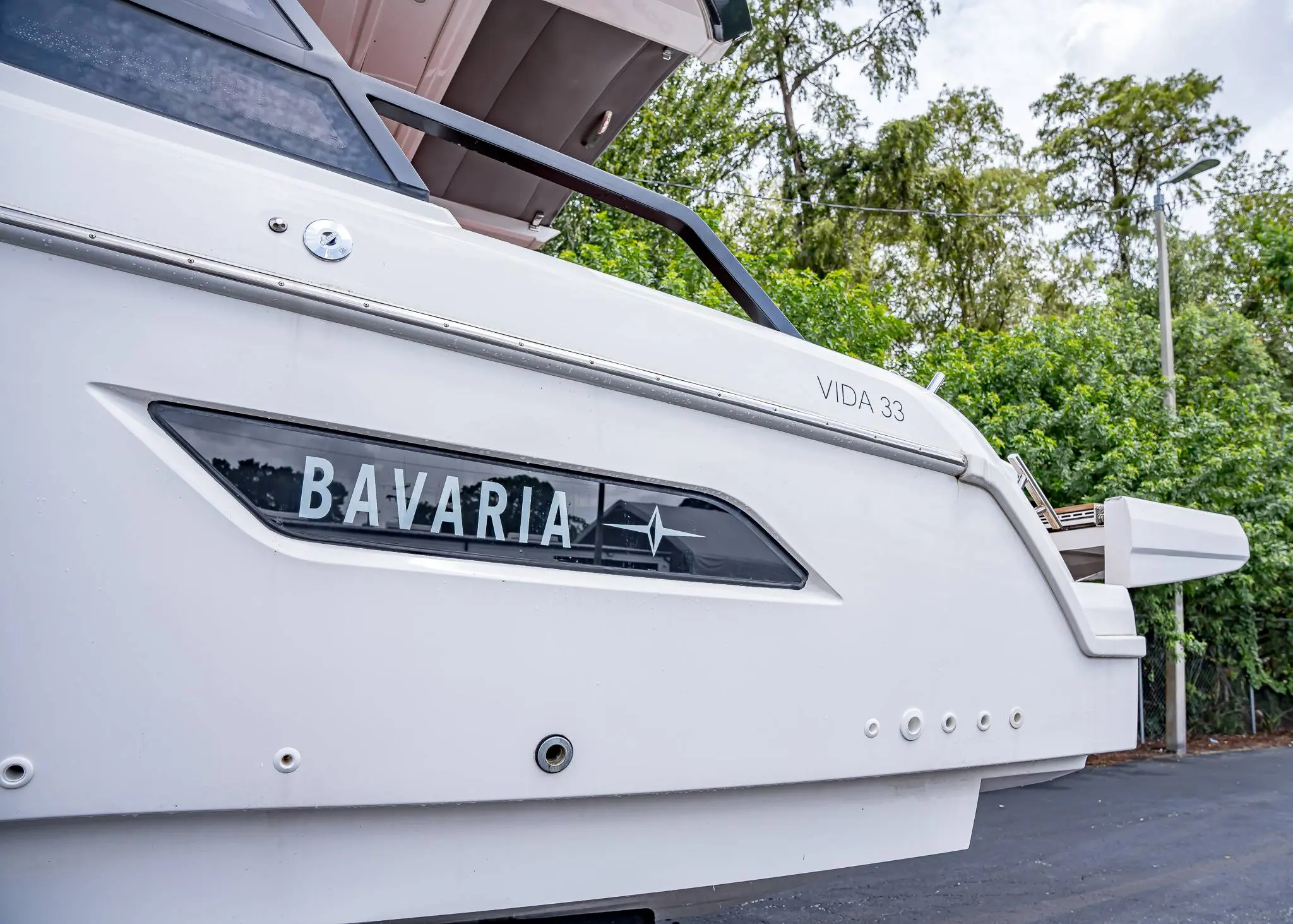 2023 Bavaria vida 33