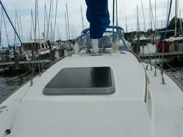 Sabre 32