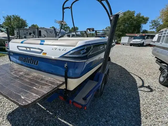 Malibu 21 XTI Sunsetter